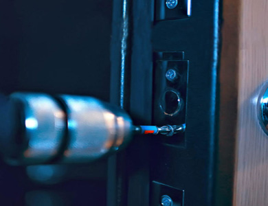 新郑24小时上门开锁公司